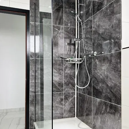 Modernes Mit Stil In Lage * Καρλσρούη