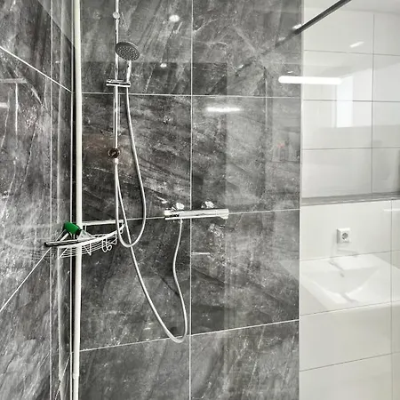 Apartman Modernes Mit Stil In Lage *