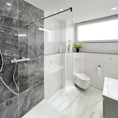 Modernes Mit Stil In Lage Karlsruhe