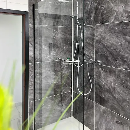 Modernes Mit Stil In Lage Apartment *
