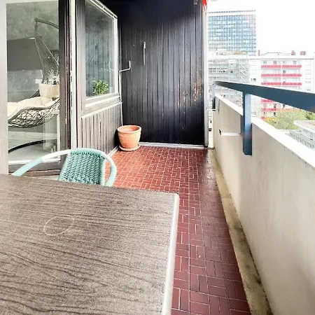 Modernes Mit Stil In Lage Apartman Karlsruhe